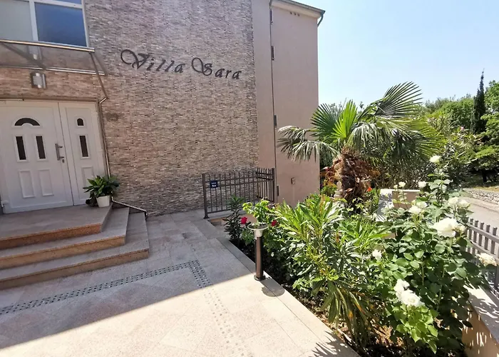 Apartment Mit Meerblick- 50m Vom Entfernt By Interhome