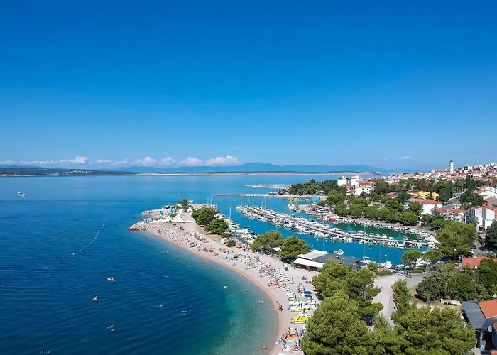 Apartment Mit Meerblick- 50m Vom Entfernt By Interhome