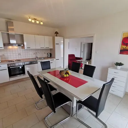 Mit Meerblick- 50m Vom Entfernt By Interhome * Dramalj