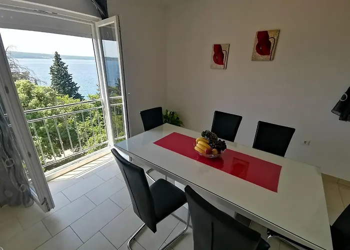 Apartman Mit Meerblick- 50m Vom Entfernt By Interhome