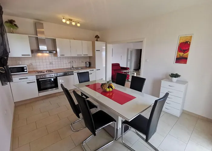 Mit Meerblick- 50m Vom Entfernt By Interhome * Dramalj